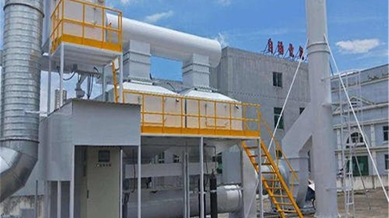 小型除尘机与吸尘器：工作原理与适用场景解析**